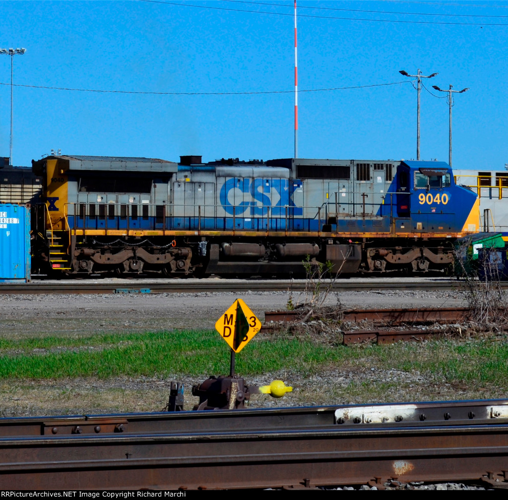 CSX 9040